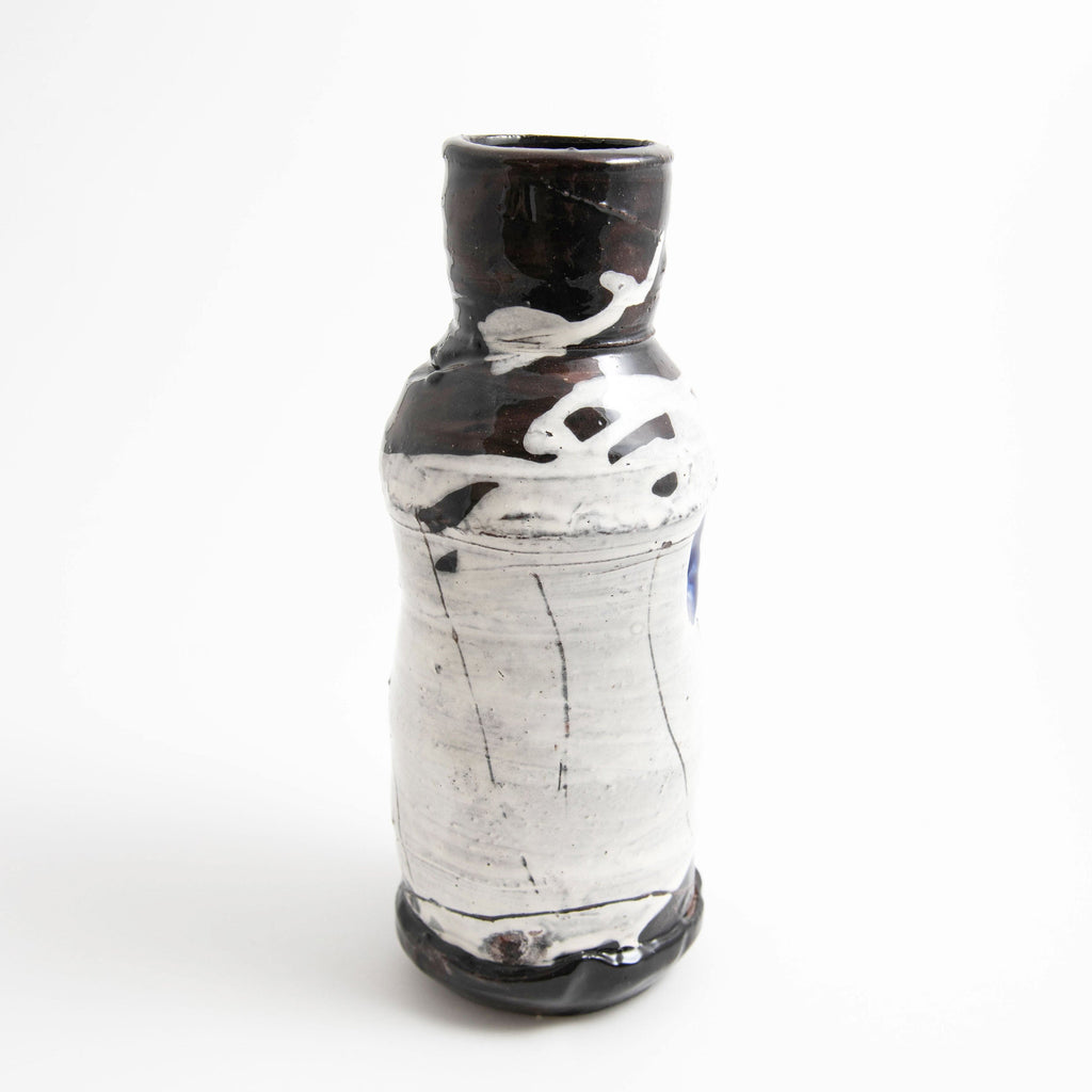 Petite Bouteille – Noir · Traces de Doigts ·