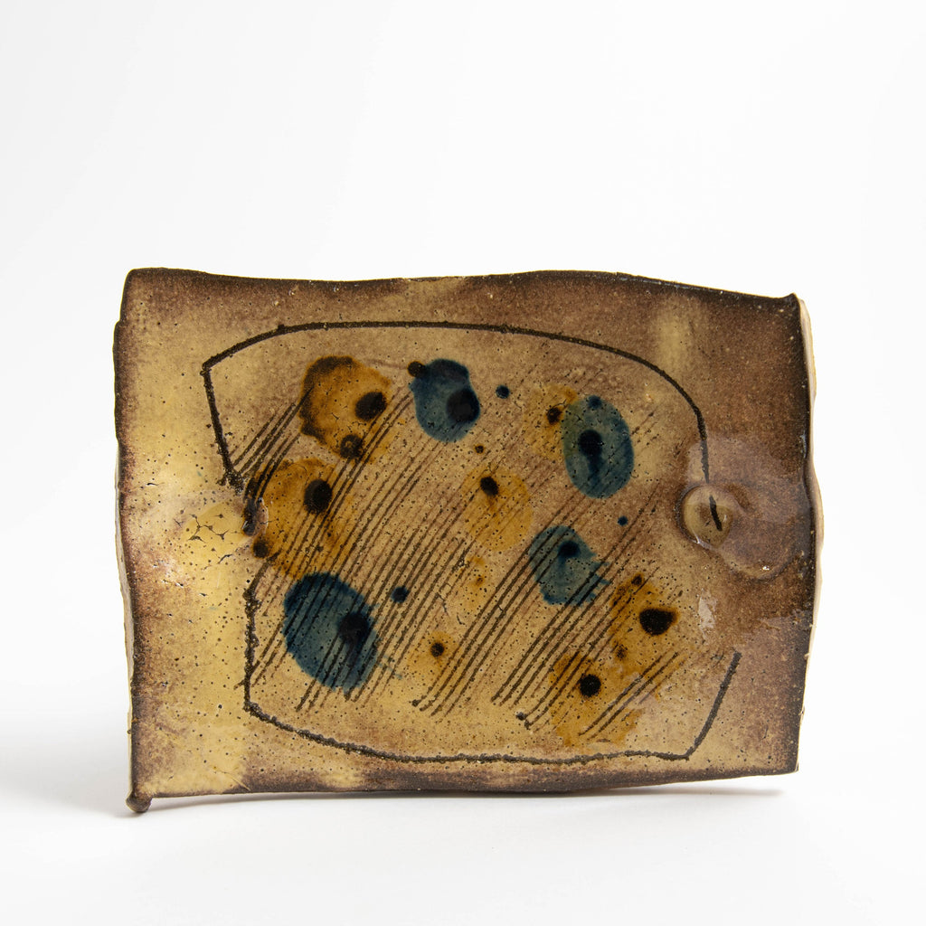 Petit plat rectangulaire jaune · Sgraffito