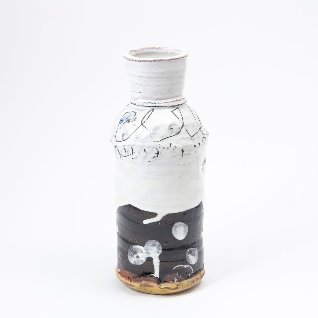 Petite Bouteille – Noir · Sgraffito