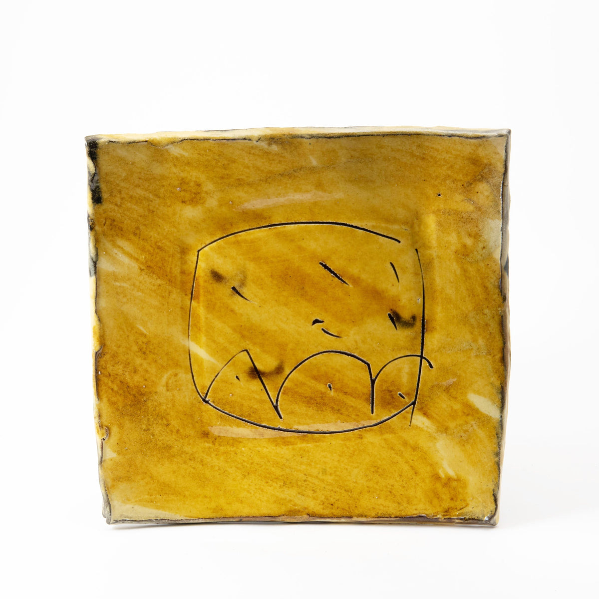Plat carré jaune · Sgraffite