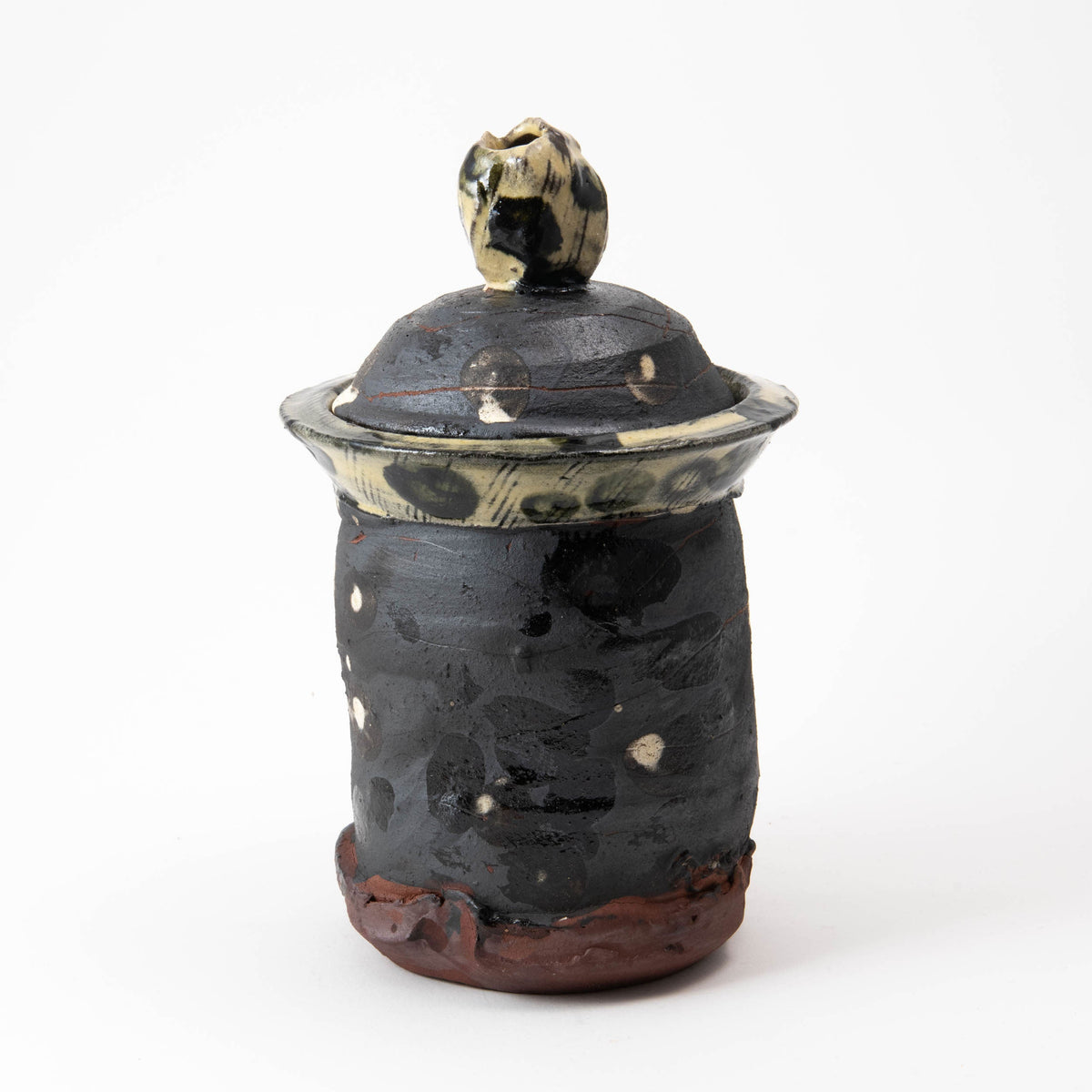 Petit pot avec couvercle